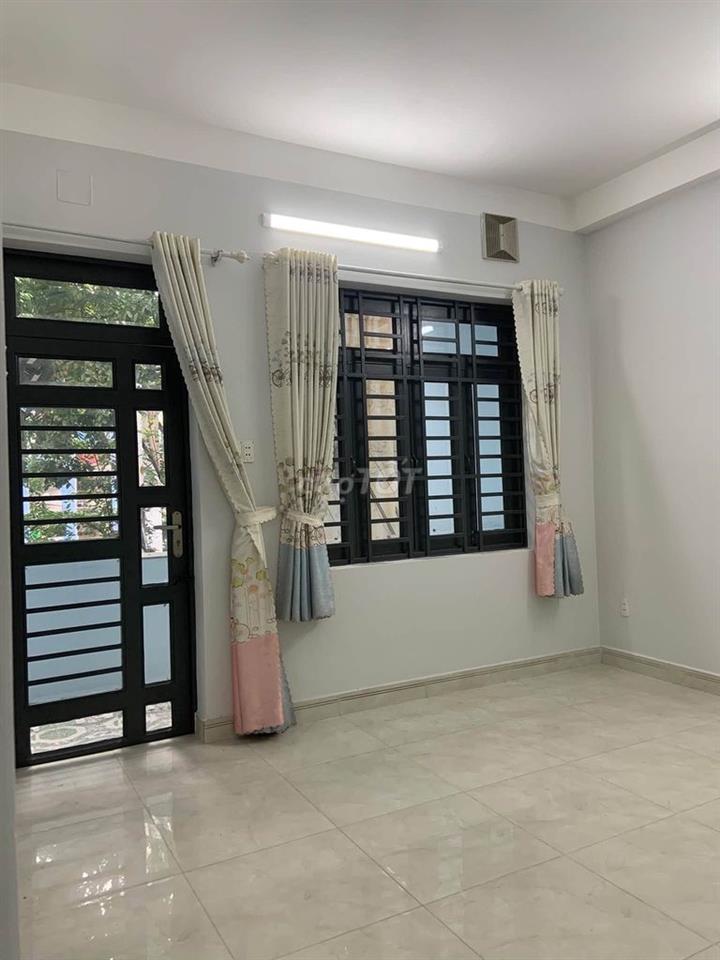 Nhà gần khu Bàu Cát, kết nối Lạc Long Quân, Lý Thường Kiệt, Hồng Lạc