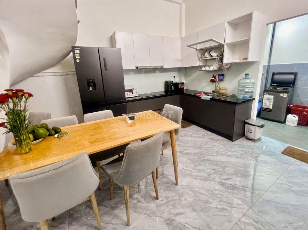 Nhà chính chủ 63,5m2 quận Tân Bình