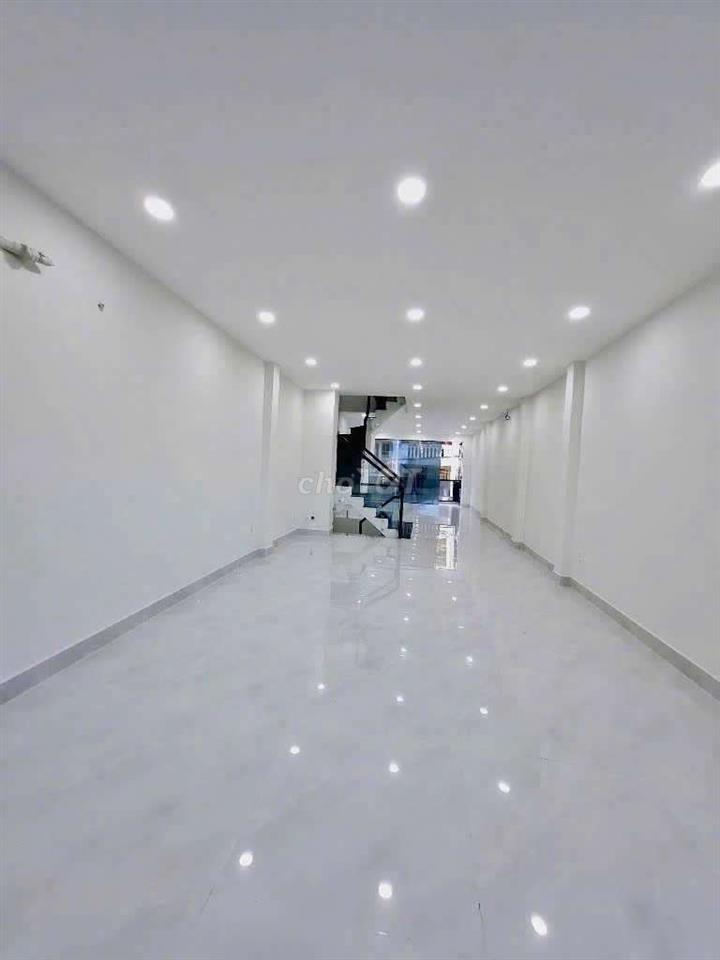 NHÀ MỚI TRỐNG SUỐT - 46B Nguyễn Minh Hoàng, Tân Bình - 5x20 4 Tầng