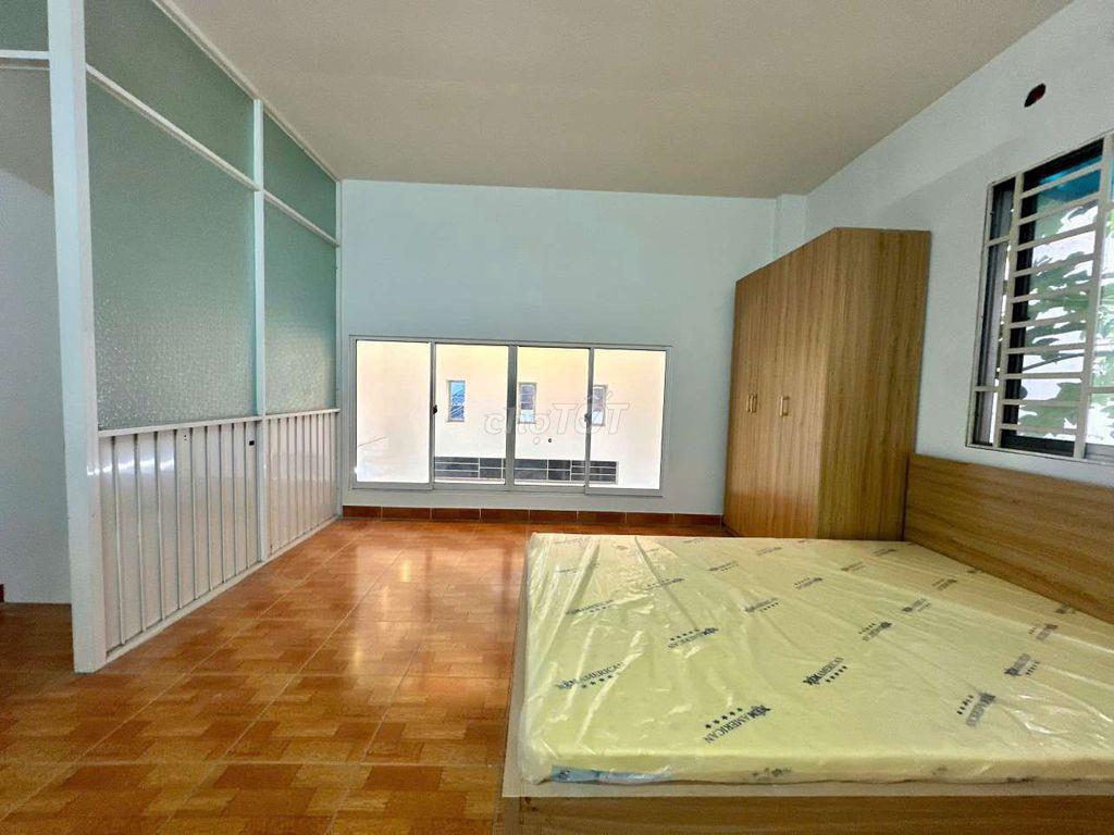 NHÀ NGUYÊN CĂN CÓ SÂN VƯỜN TRỒNG RAU NUÔI GÀ - BÌNH THẠNH - TỔNG 160m²