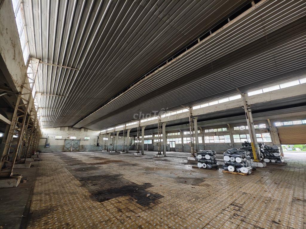 Kho 2500m2 - Trần Văn Dư Tân Bình