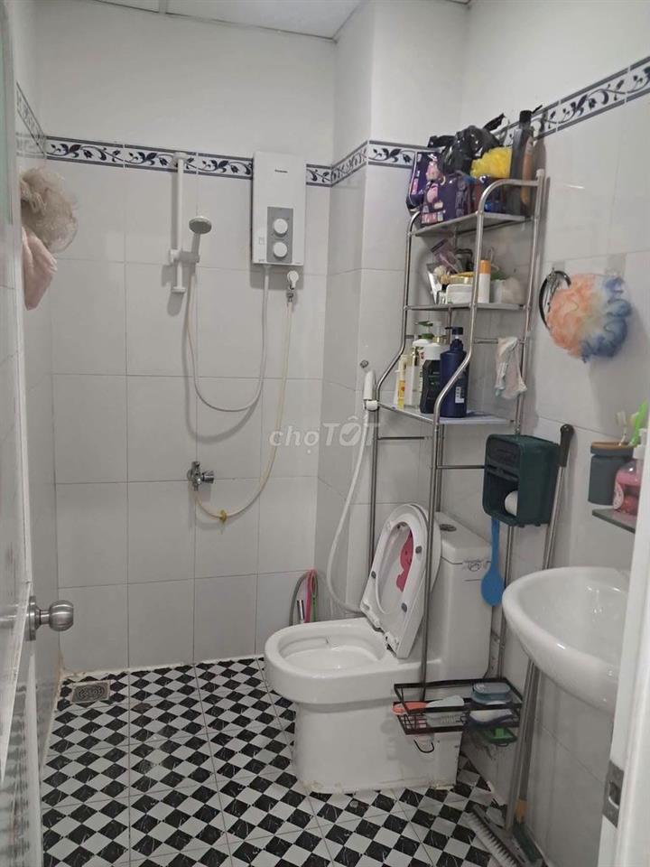 Chung cư Phú Thạnh trống căn 1PN giá 6tr5/th - Đ/c: 53 Nguyễn Sơn