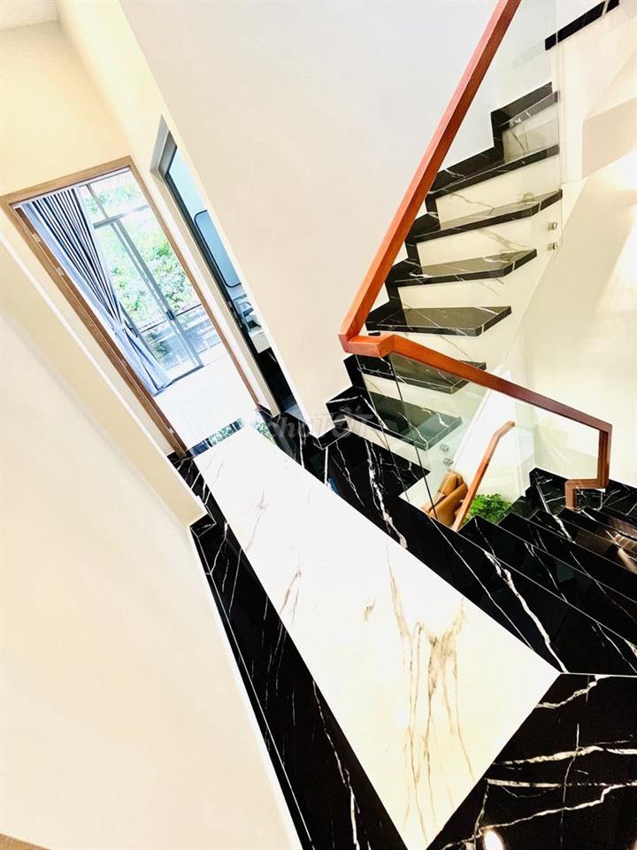 Nhà mới xây cao cấp 3 tầng  hẻm 156 chợ vải Phú Thọ Hoà quận Tân Phú