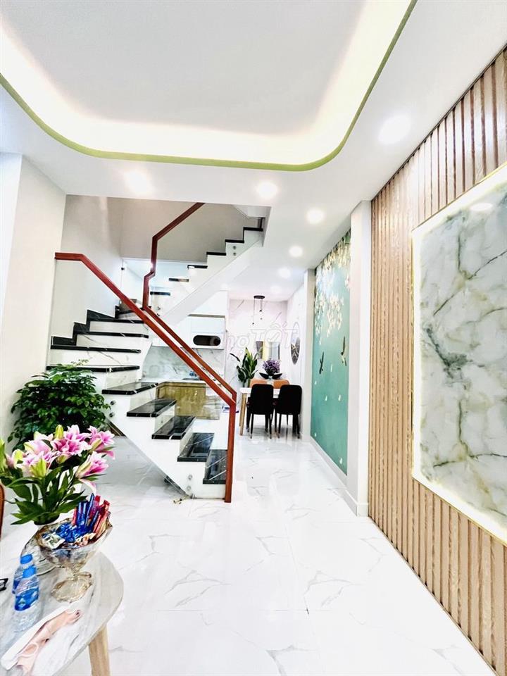 Nhà mới xây cao cấp 3 tầng  hẻm 156 chợ vải Phú Thọ Hoà quận Tân Phú