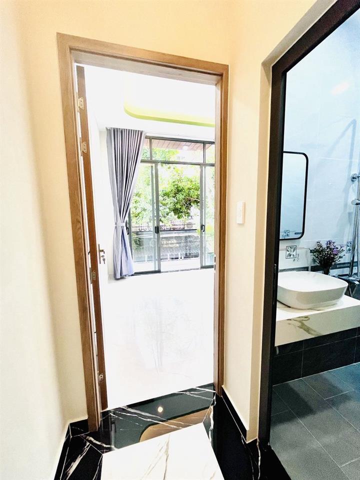 Nhà mới xây cao cấp 3 tầng  hẻm 156 chợ vải Phú Thọ Hoà quận Tân Phú