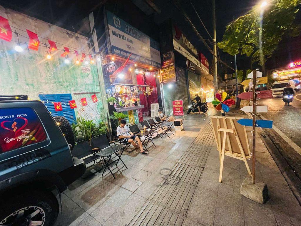 Cần Cho Thuê Vỉa Hè