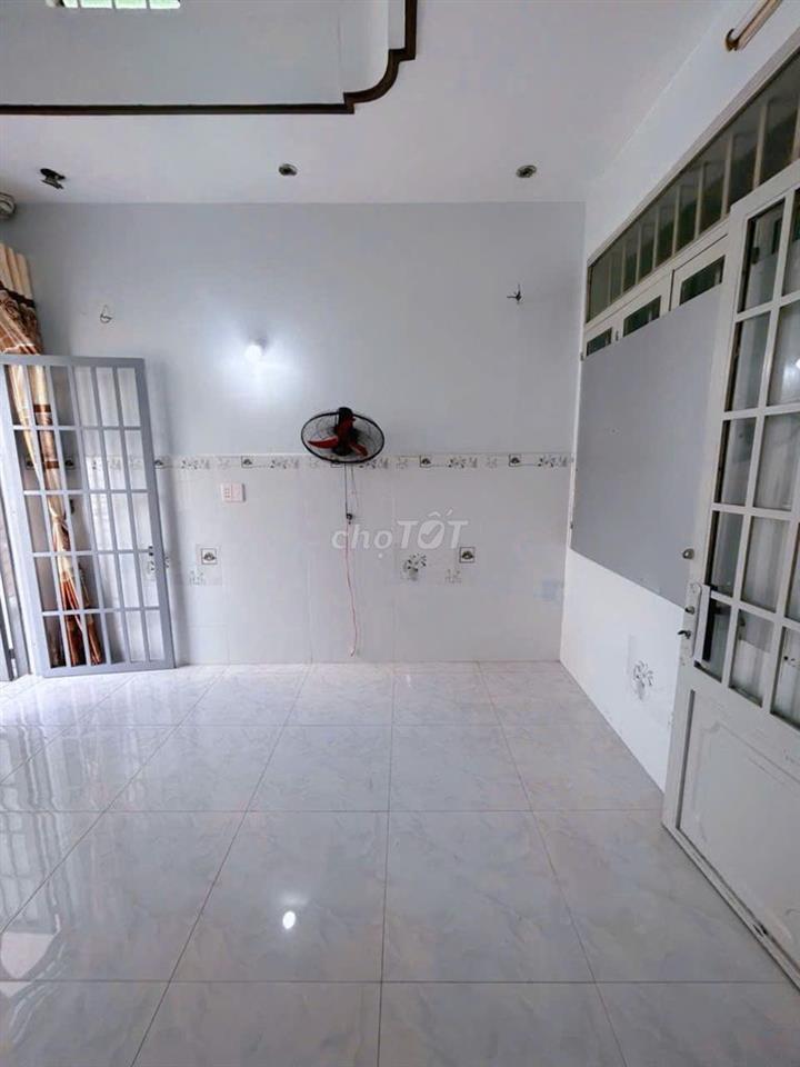 THUÊ NGUYÊN TẦNG 3 – 03 PHÒNG | 6,5–7 TRIỆU/THÁNG | GẦN AEON TÂN PHÚ