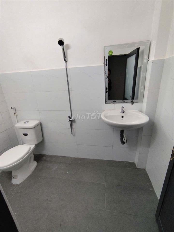 Cho thuê Văn Phòng CTY/ CHDV mới xây đẹp