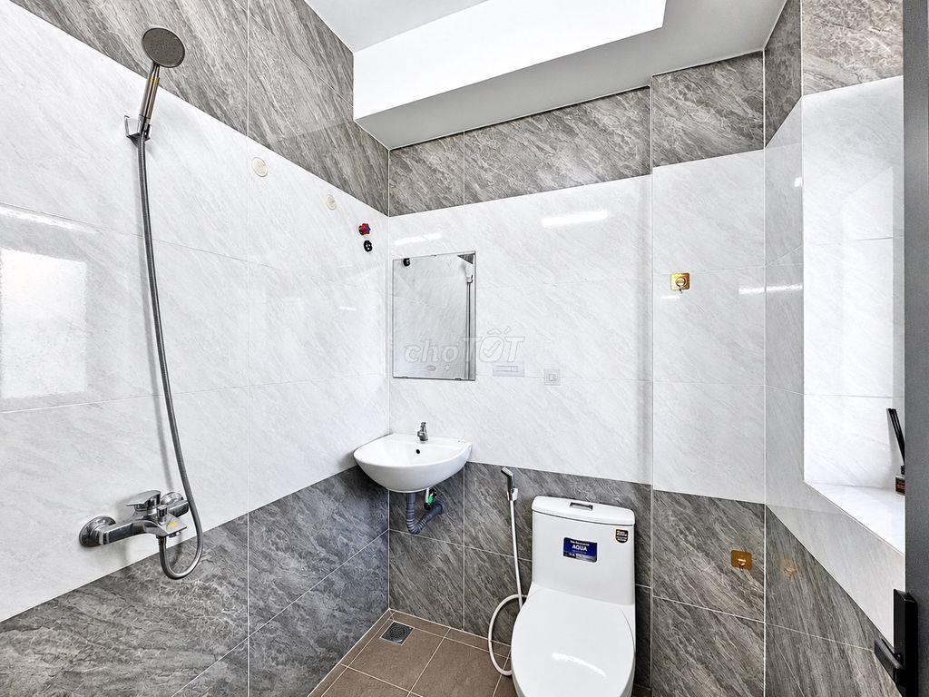 CHO THUÊ PHÒNG BAN CÔNG TẠI CÁT LÁI QUẬN 2