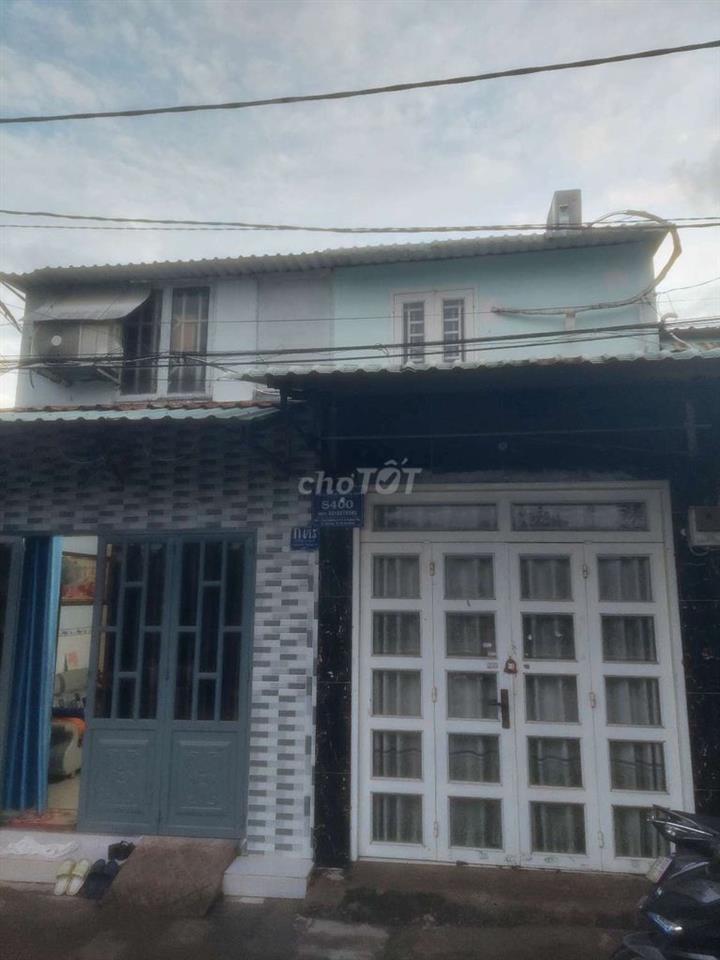cần bán nhà