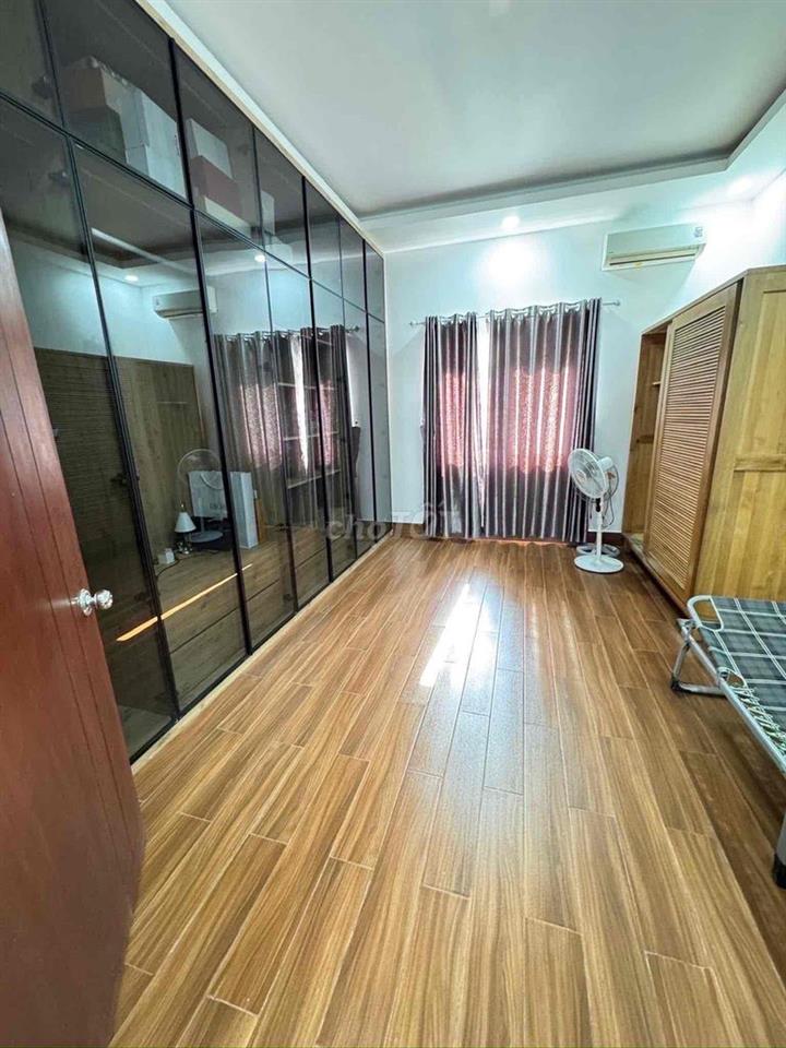 Cho thuê nhà Full nội Thất chợ Hiệp Bình