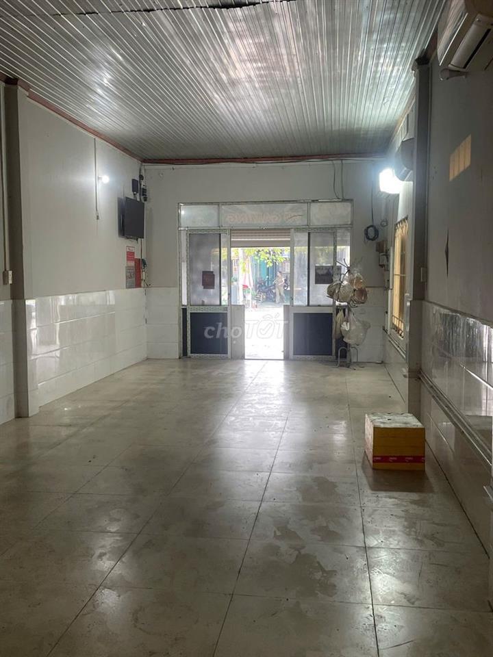 Cho thuê Mặt bằng 5 x 18m, KDC TM dĩ an, giá 5tr