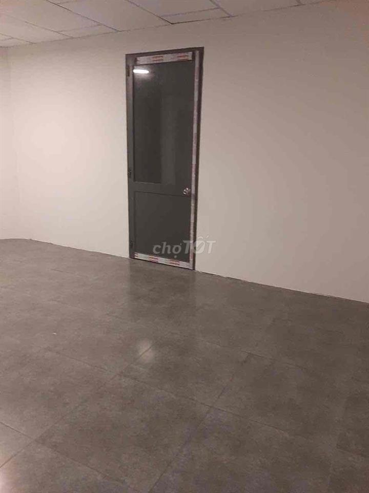 Ở ghép nguyên căn 10x30 hẻm xe hơi