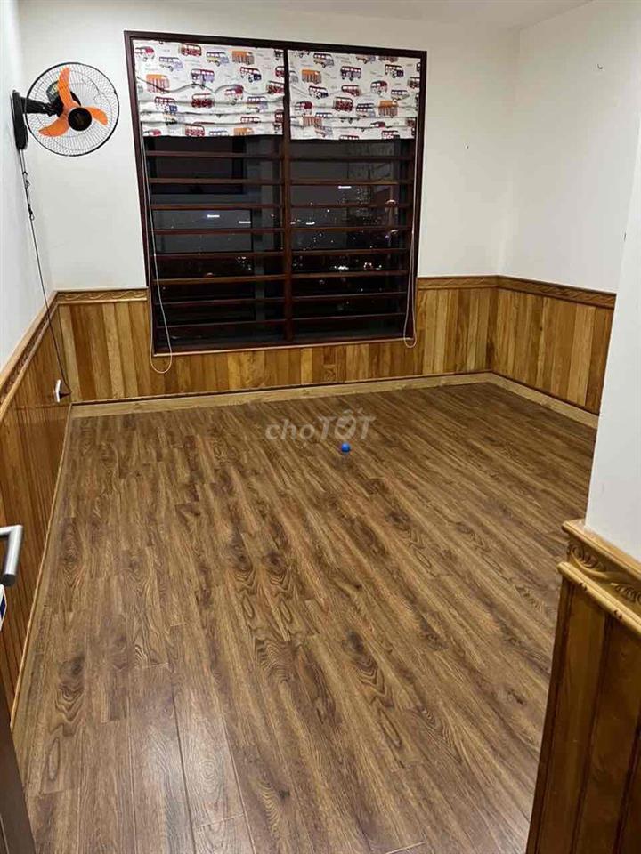 cần cho thuê căn hộ , ưu tiên gia đình thuê