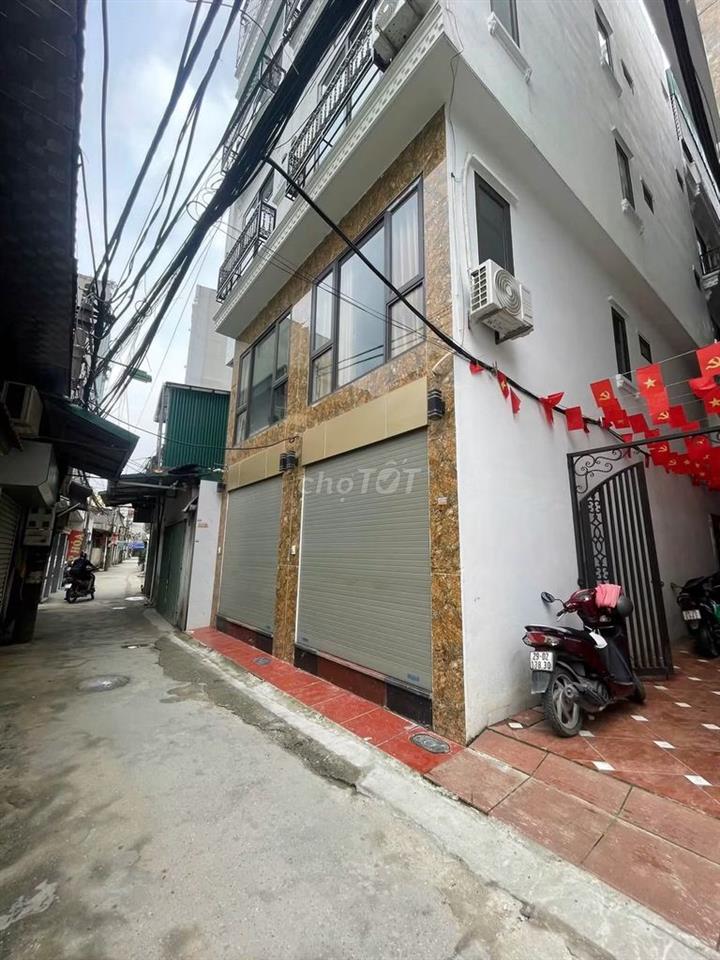  Bán nhà ngõ 281 Phú Diễn lô góc ngõ thông - oto