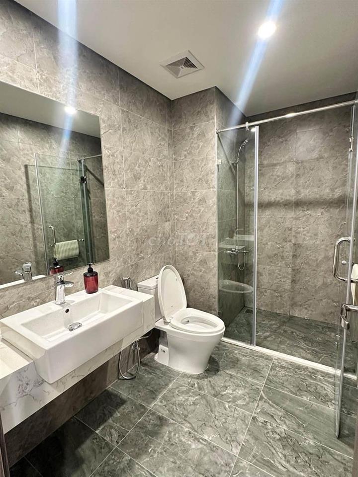Thuê 1PN+1 The Beverly thoáng mát, setup góc làm việc xịn xò 8tr