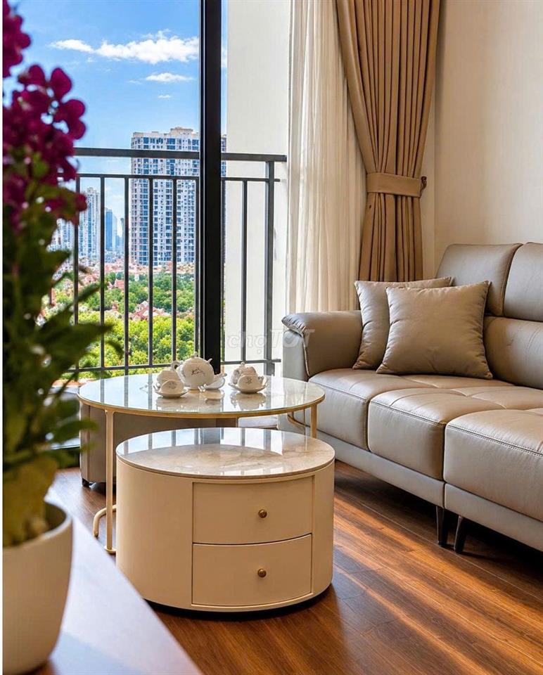 Căn góc 2PN+1 The Beverly view thoáng vĩnh viễn, đủ đồ cao cấp.