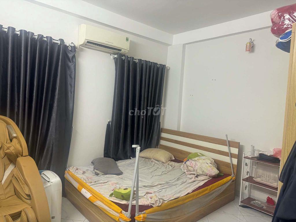 Cần bán nhà tam trinh, vị trí đắc địa đi ra đường lớn tam trinh