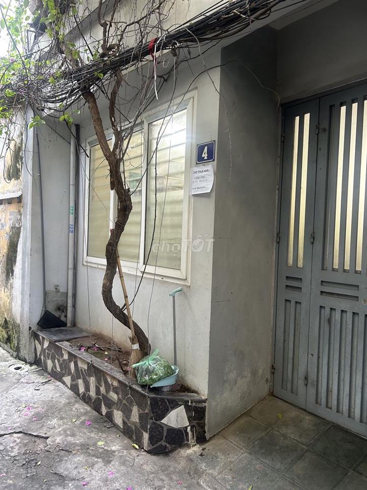 Cho thuê nhà ở Ngõ 193 Bồ Đề