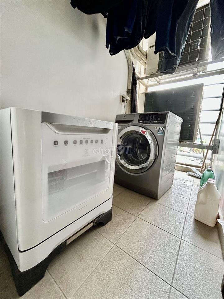 Chính chủ bán căn góc 3PN 2VS 101m2 Vinhomes Gardenia, Từ Liêm, Hà Nội