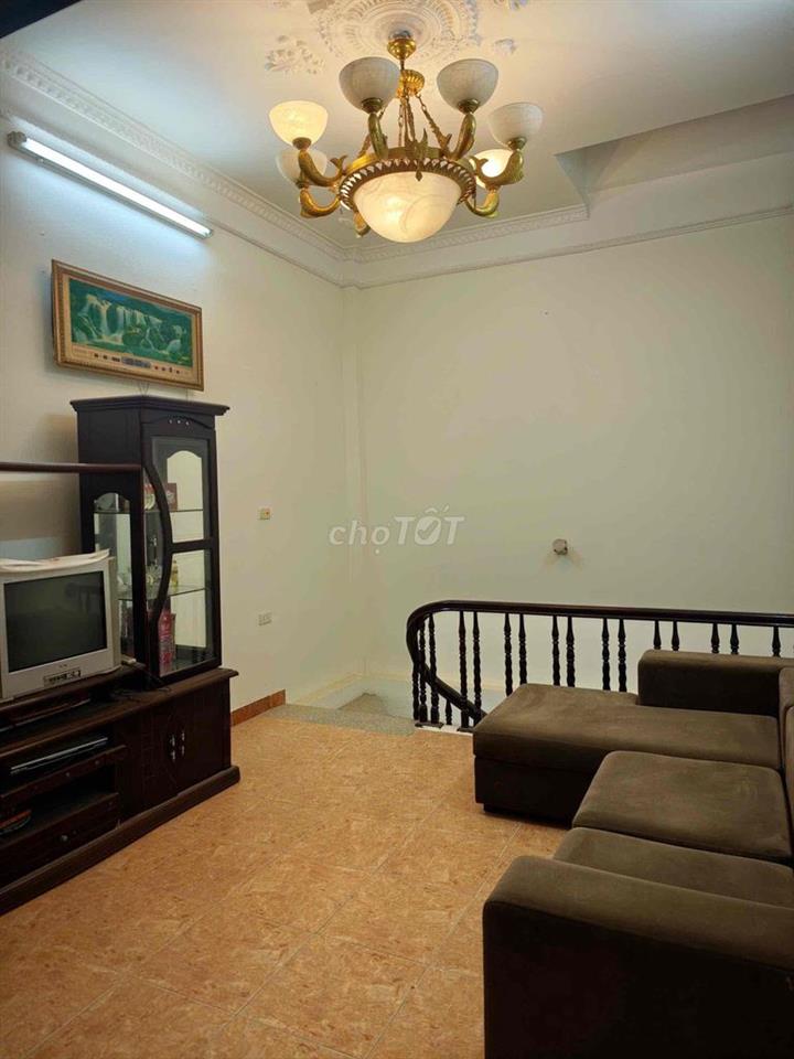 Chính chủ cho thuê căn nhà Ngõ 56 Phố Tứ Liên, Hà Nội