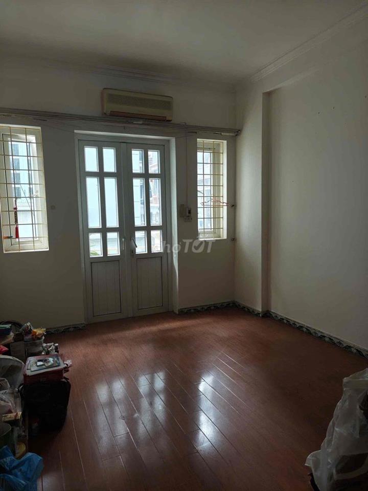 Chính chủ cho thuê căn nhà Ngõ 56 Phố Tứ Liên, Hà Nội