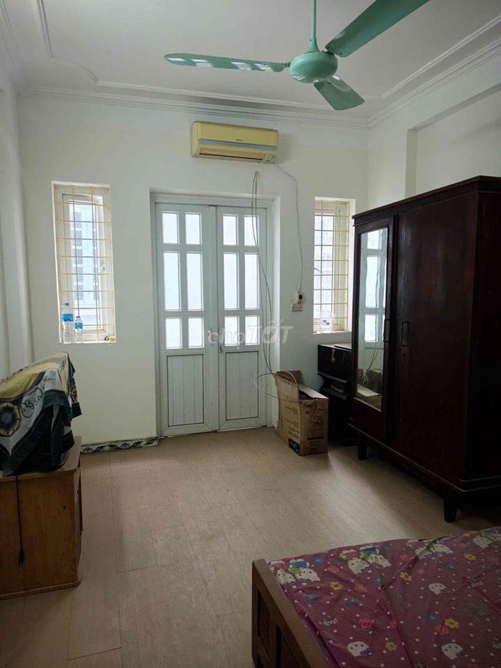 Chính chủ cho thuê căn nhà Ngõ 56 Phố Tứ Liên, Hà Nội