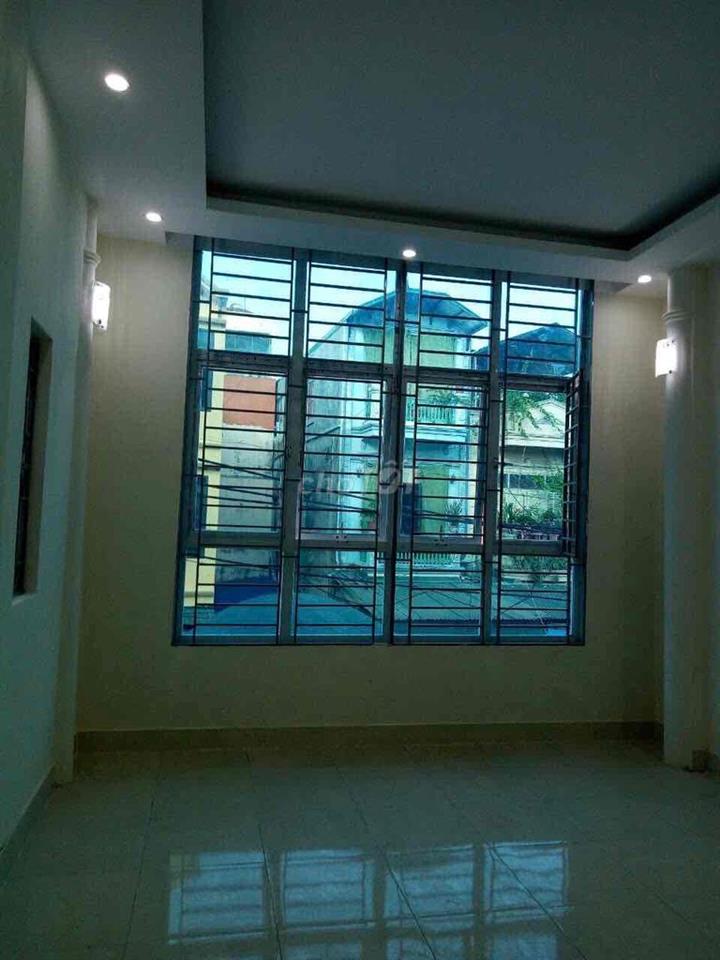 Chính chủ cần cho thuê nhà 3 tăng diện tích 1 sàn 77mm2 tại địa chỉ số