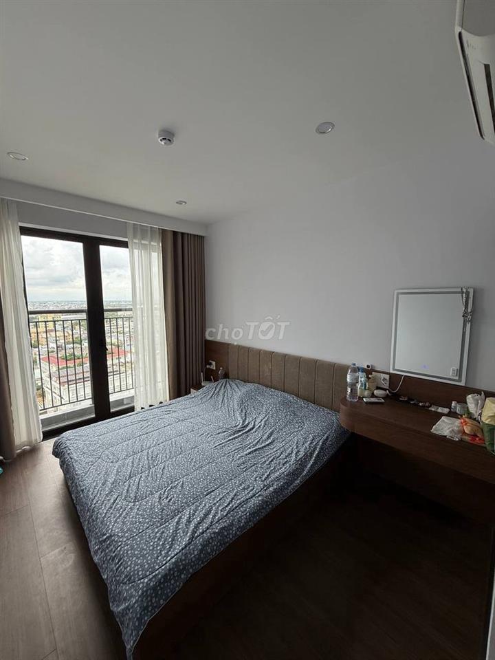 2-BEDROOM APARTMENT FOR RENT IN VISTA RESIDENCE