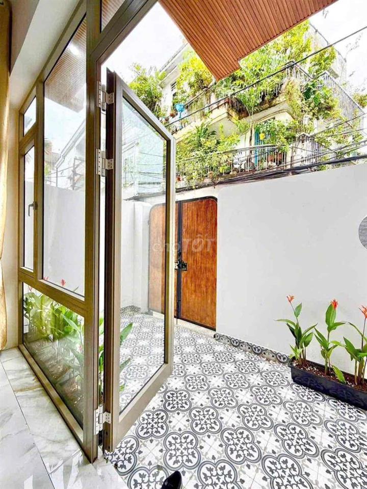 Nhà Có Hồ Bơi Đẹp full Nội Thất Ngay Trung Tâm , Kiệt Trần Cao Vân