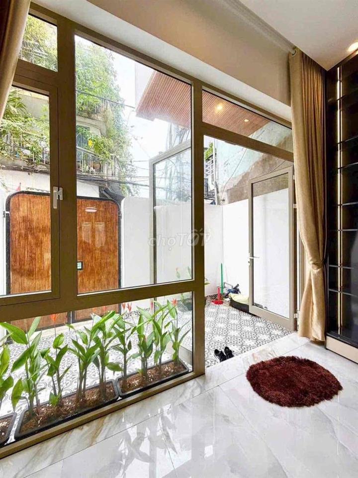 Nhà Có Hồ Bơi Đẹp full Nội Thất Ngay Trung Tâm , Kiệt Trần Cao Vân