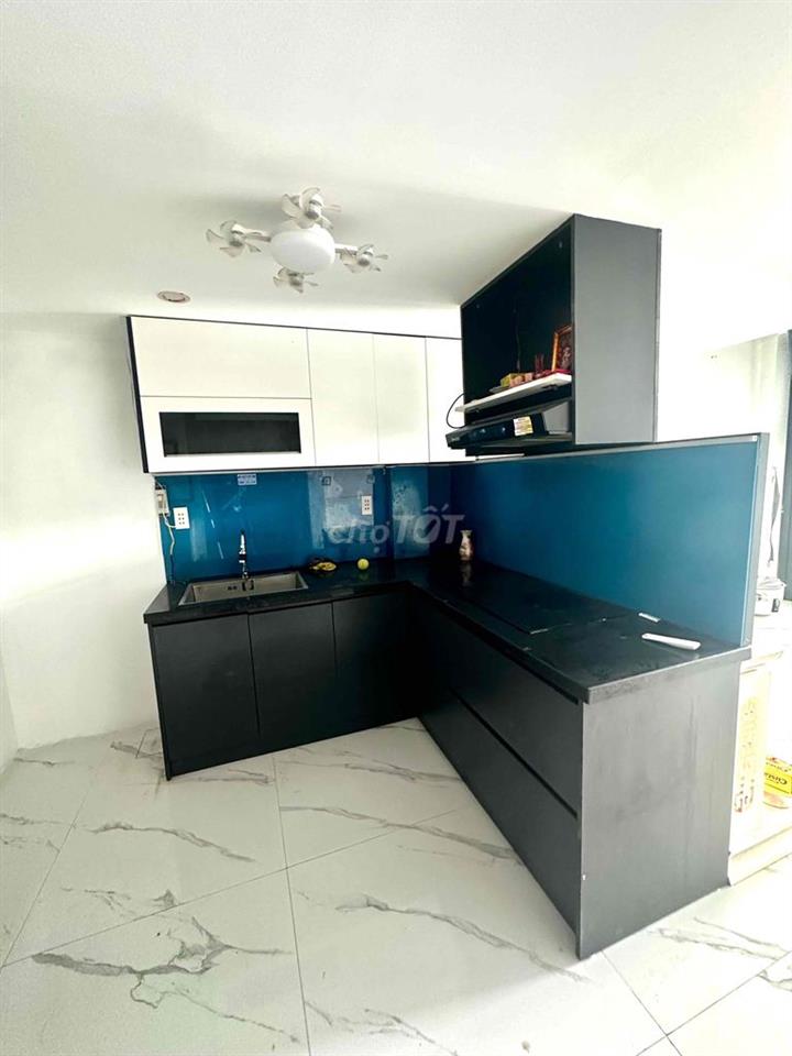 Cần Bán nhà.Liên hệ cc ***