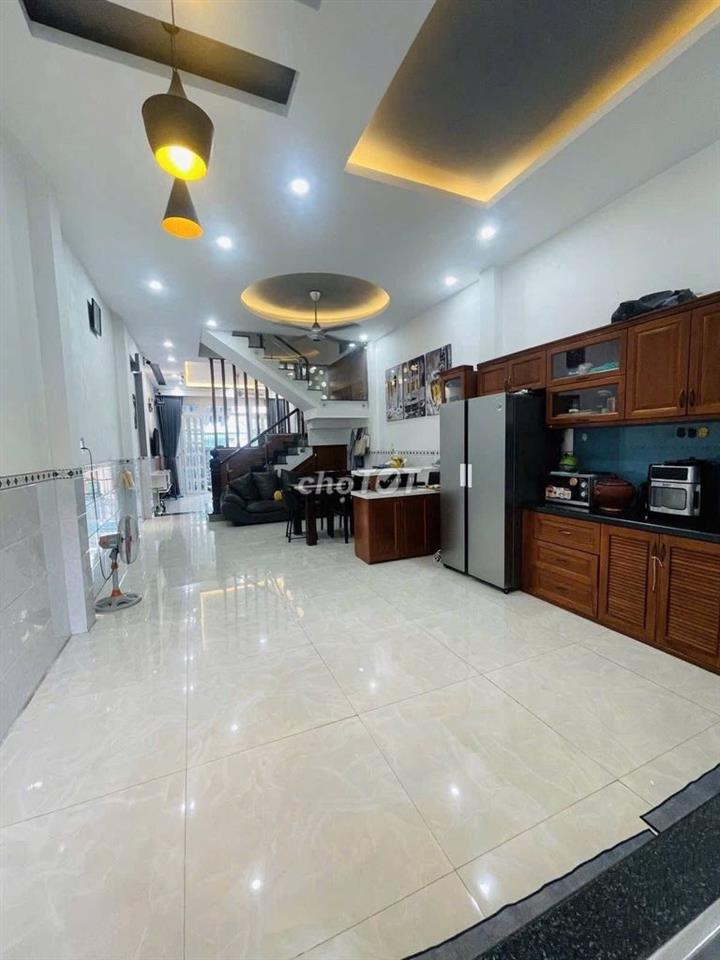cho thuê nhà nguyên căn 103.5m2 quốc lộ 13 đối diện kđt vạn phúc
