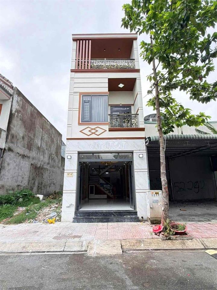 Nhà Đẹp Trong KDC Đồng Bộ Gần Ngã 4 Miếu Ông Cù