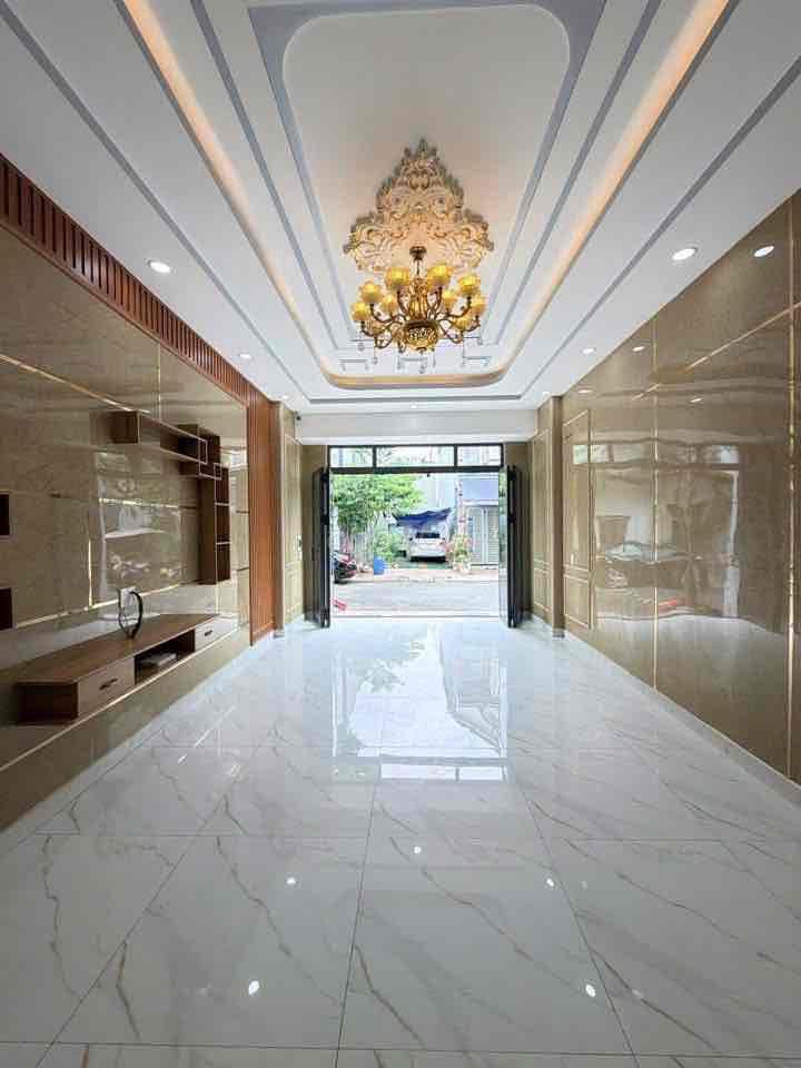 Nhà Đẹp Trong KDC Đồng Bộ Gần Ngã 4 Miếu Ông Cù