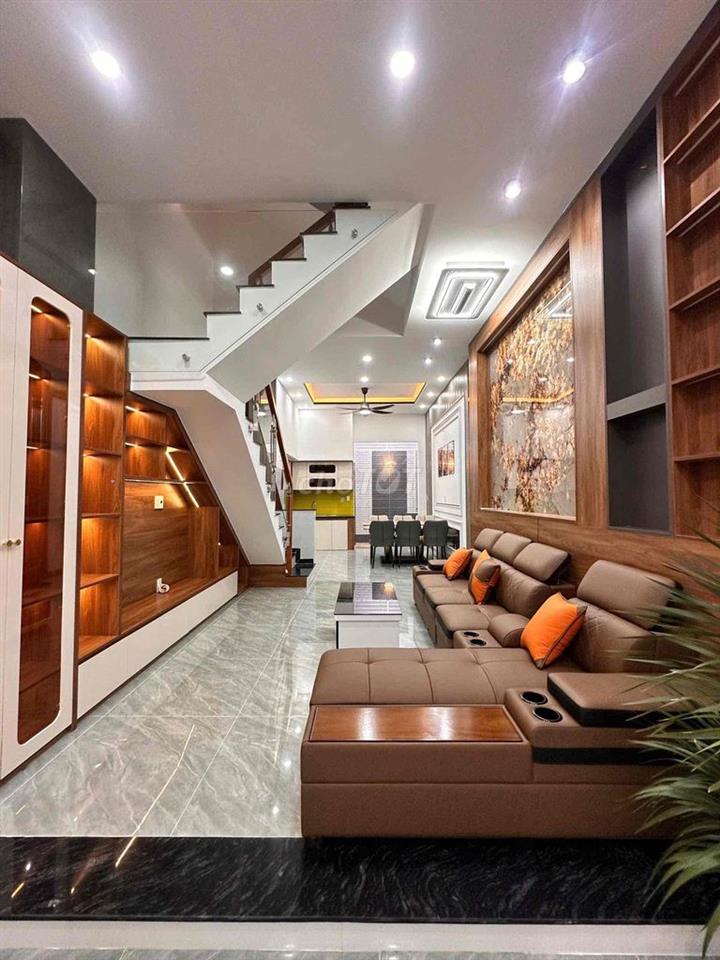 🔥 NHÀ ĐẸP TRUNG TÂM DĨ AN – 5,8 TỶ TL 📍 Gần Chợ Dĩ An 1 – Ngã 3 Cây Đ