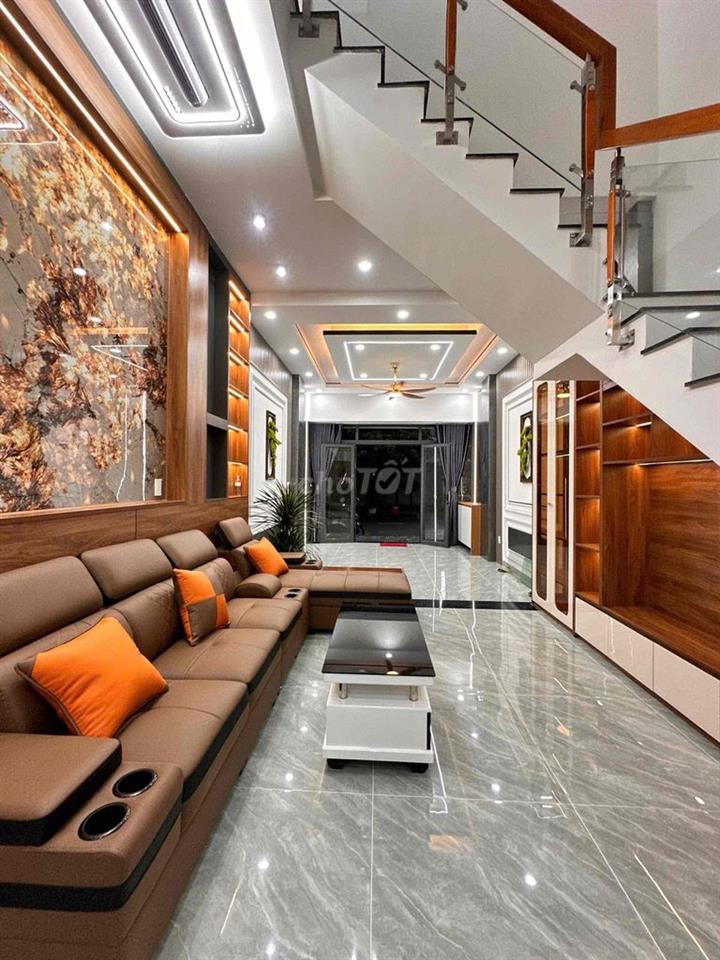 🔥 NHÀ ĐẸP TRUNG TÂM DĨ AN – 5,8 TỶ TL 📍 Gần Chợ Dĩ An 1 – Ngã 3 Cây Đ