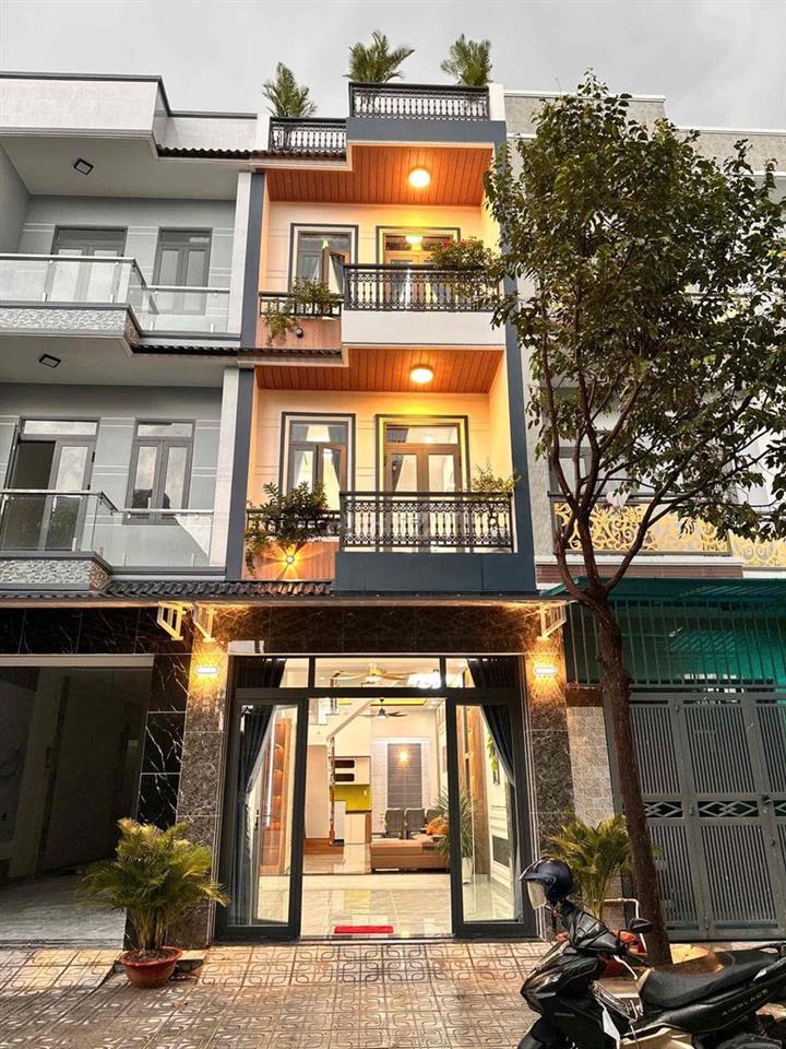 🔥 NHÀ ĐẸP TRUNG TÂM DĨ AN – 5,8 TỶ TL 📍 Gần Chợ Dĩ An 1 – Ngã 3 Cây Đ