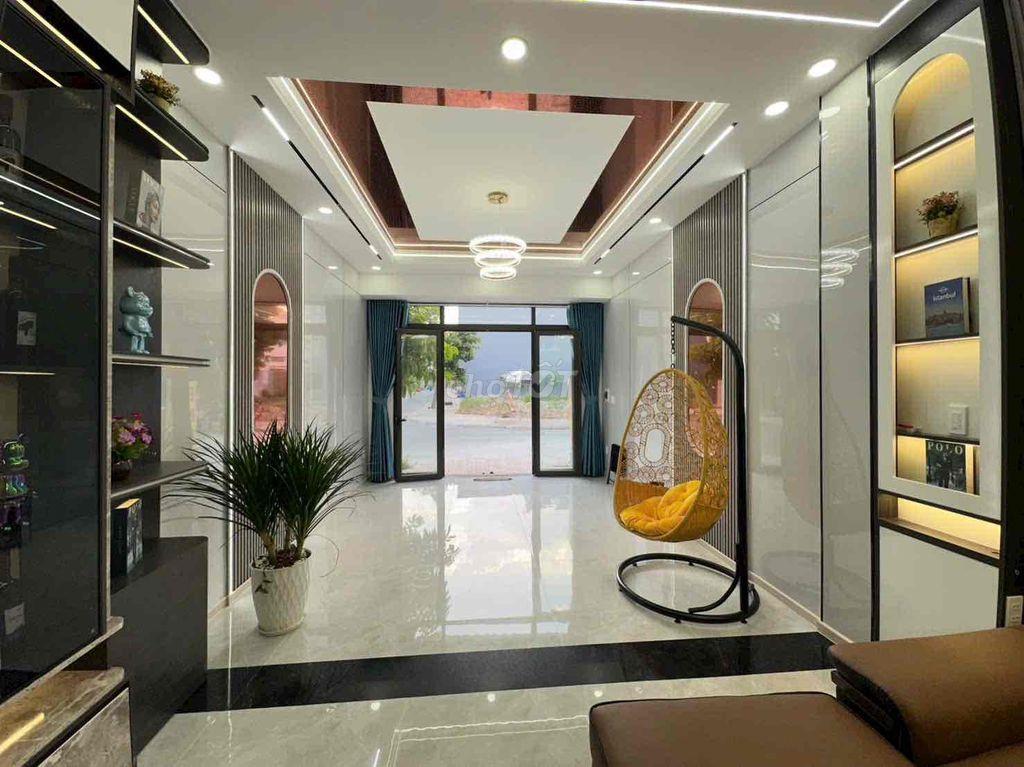 🔥🔥 Giảm 286tr🔥🔥   Chỉ còn 4tỷ600tr thương lượng   ✅ Nhà 1 Trệt 2 Lầu f
