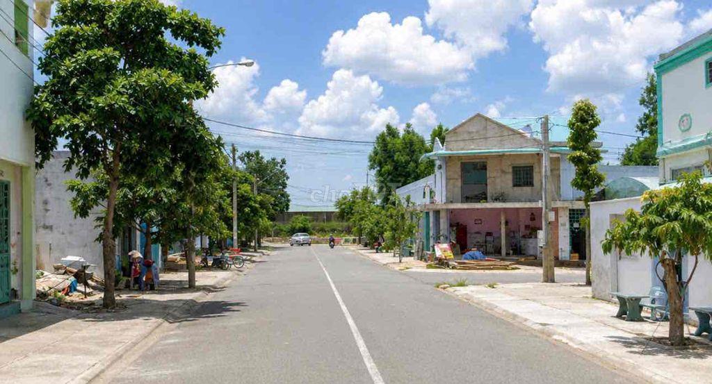 Đất KDC An Thanh  10x30 300m2 full thổ cư  Giá chỉ: 6tỷ7  LH: 0385.524
