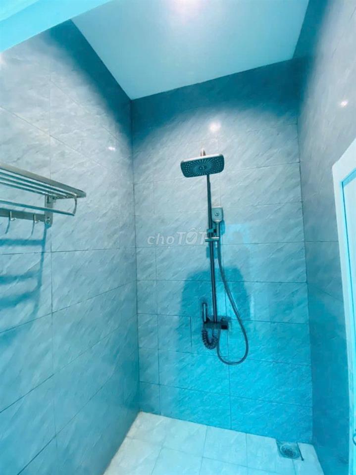 Cho thuê nhà ở gần ngã 4 Sở Sao