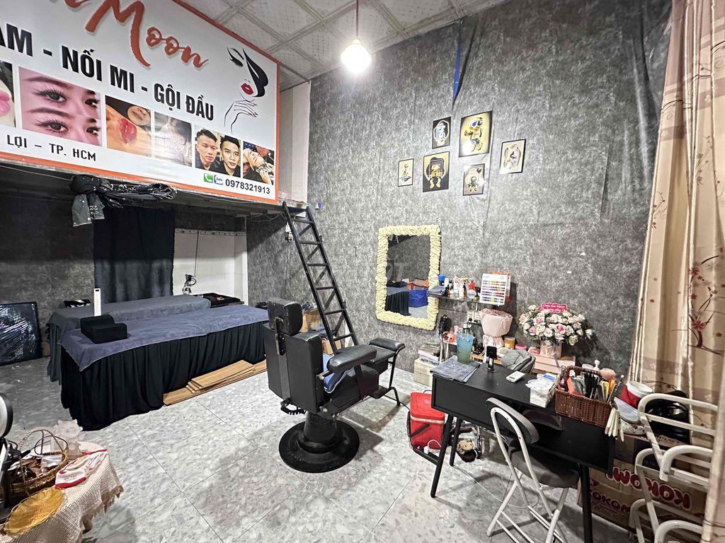 Mặt bằng kinh doanh+ ở sát chợ Hoàng Gia