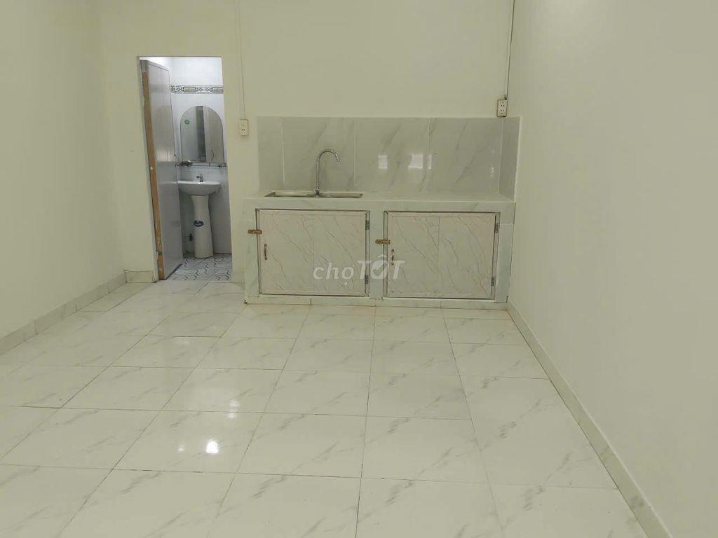 Mặt bằng cho thuê nguyên căn , chính chủ