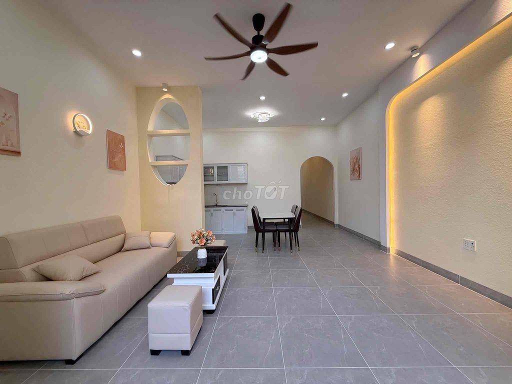 cần bán nhà đẹp - vị trí đẹp