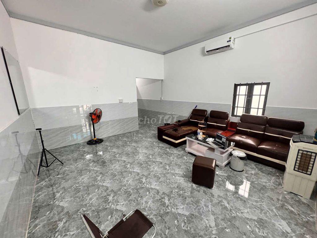 Kẹt tiền cần bán gấp căn nhà 6x20 full thổ sổ riêng, đang cho thuê4tr5