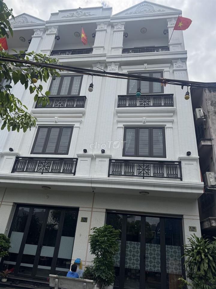 Nhà 4 tầng đẹp long lanh, trung tâm Quận Hải An