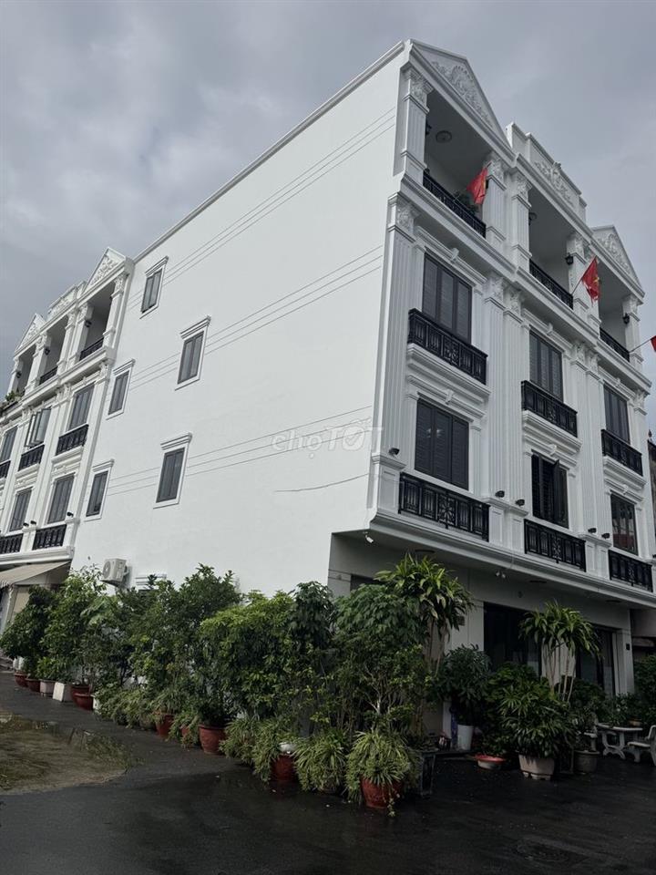 Nhà 4 tầng đẹp long lanh, trung tâm Quận Hải An