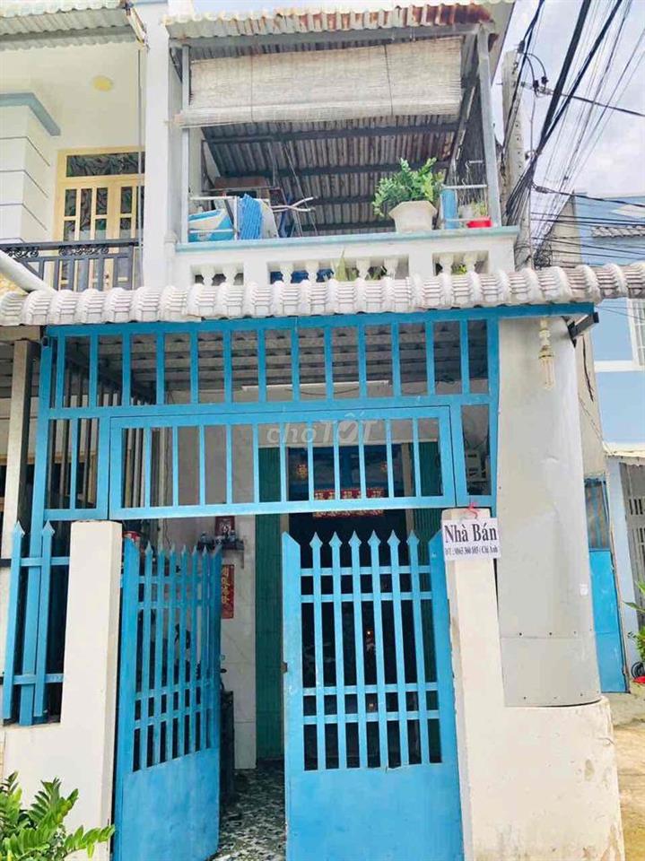 NHÀ CẦN GIUỘC - LONG AN
