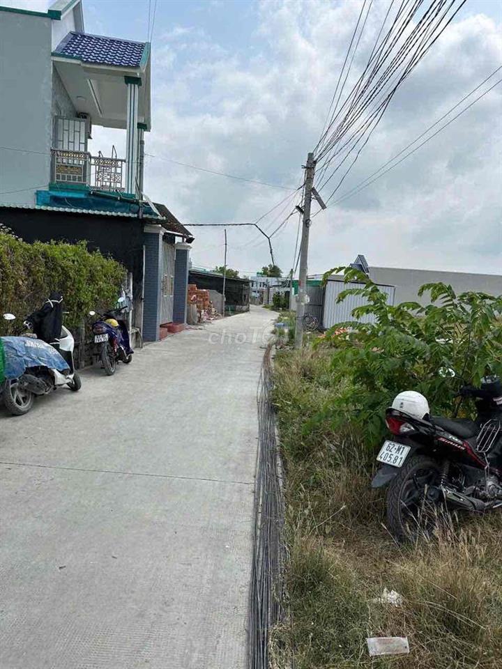106m2 Thổ - Thị Trấn Cần Giuộc GẦN NGÃ TƯ GIA BẢO - QL50 - Coopm
