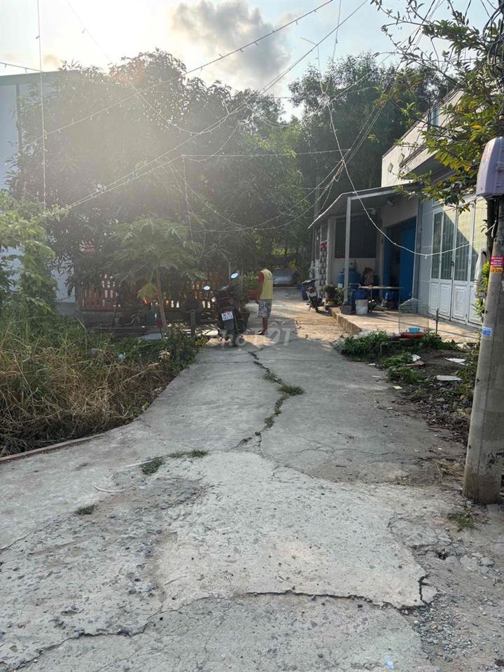 Bán nhanh lô đất thổ xây dựng tự do